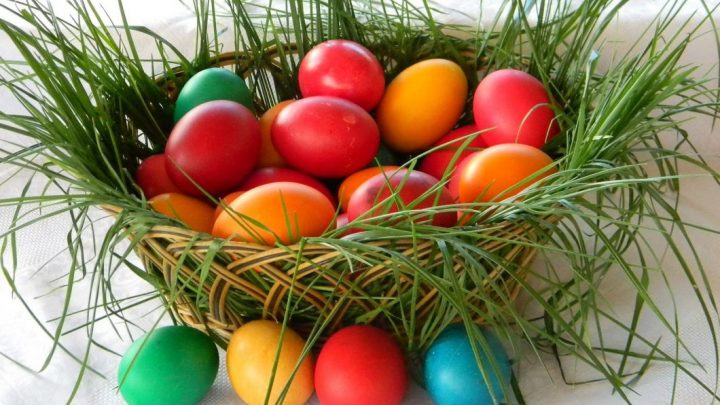Da li jaja treba farbati na Veliki četvrtak ili Veliki petak: Dilema koja mnoge zbunjuje!